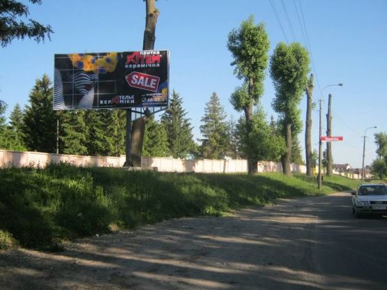 Фото рекламної площини за адресою вул. Чорновола, поряд з насосною станцією "Новий двір" Фото рекламної площини за адресою вул. Чорновола, поряд з насосною станцією "Новий двір"