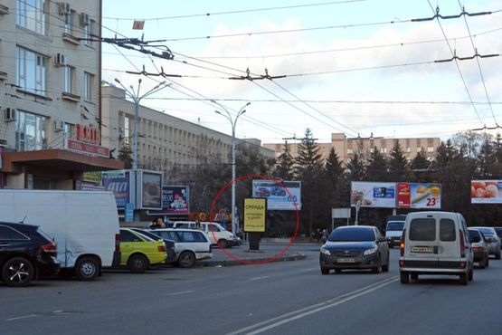 Фото рекламной плоскости по адресу Вул. Сінна (готель  «Киев»)