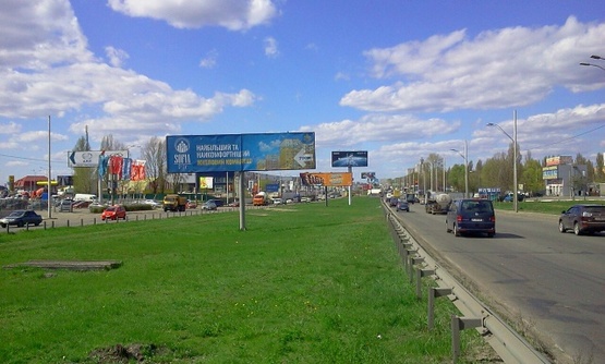 Фото рекламной плоскости по адресу Кольцевая Дорога, поворот на Вишневое, на разделителе, в сторону Победы пр-кт Фото рекламной плоскости по адресу Кольцевая Дорога, поворот на Вишневое, на разделителе, в сторону Победы пр-кт