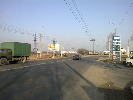 Фото рекламної площини за адресою Рівненська/Окружна_кільце біля Епіцентру_виїзд з міста