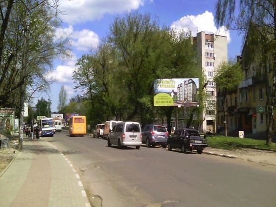 Фото рекламной плоскости по адресу вул. П. Орлика, 14