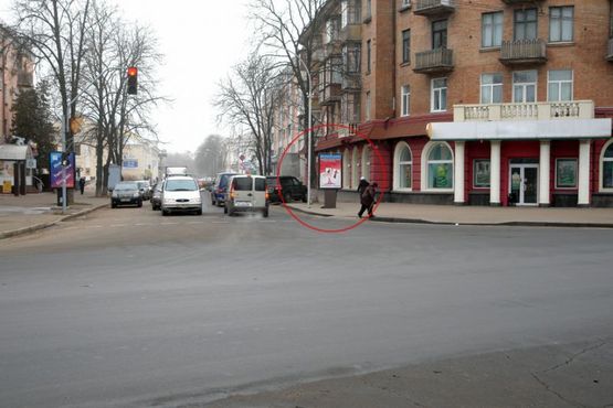 Фото рекламної площини за адресою вул. Соборності (Жовтнева),44/ Майдан Незалежності