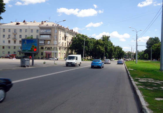 Фото рекламної площини за адресою Плехановская ул. - Храмова ул.