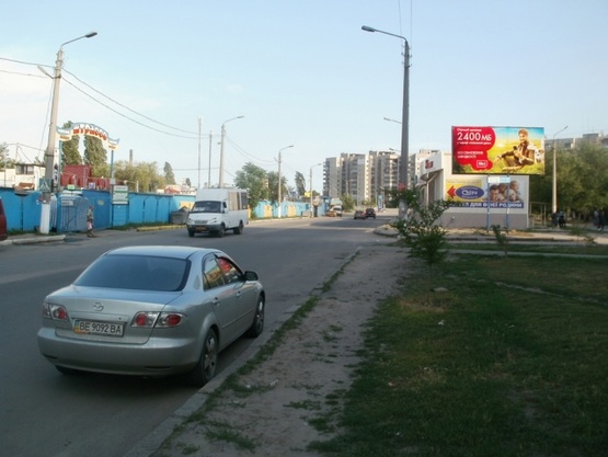 Фото рекламной плоскости по адресу ул. Озерная - рынок Штрассе