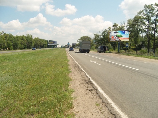 Фото рекламной плоскости по адресу Одесская трасса - въезд