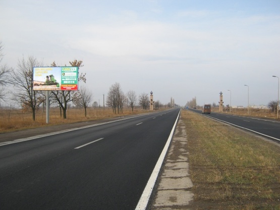 Фото рекламної площини за адресою Киевская трасса Фото рекламної площини за адресою Киевская трасса