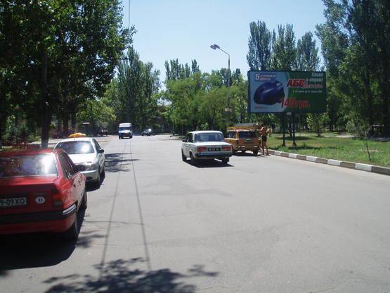 Фото рекламної площини за адресою ул. Патона / г-а "Бригантина" Фото рекламної площини за адресою ул. Патона / г-а "Бригантина"