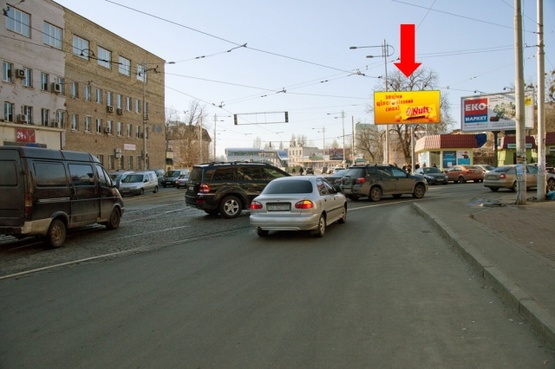 Фото рекламной плоскости по адресу Жилянская ул., возле универмага "Украина", из центра Фото рекламной плоскости по адресу Жилянская ул., возле универмага "Украина", из центра