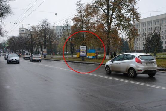 Фото рекламной плоскости по адресу вул. Соборності (Жовтнева),45(R7)