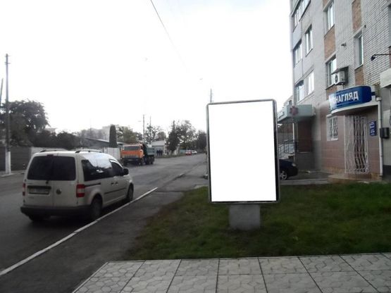 Фото рекламной плоскости по адресу г.Фастов, перекресток  ул.Орджоникидзе и Шевченко, 31 Фото рекламной плоскости по адресу г.Фастов, перекресток  ул.Орджоникидзе и Шевченко, 31