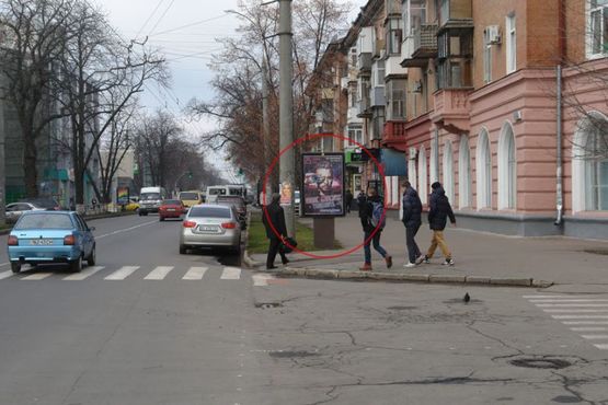Фото рекламной плоскости по адресу вул. Соборності (Жовтнева),44