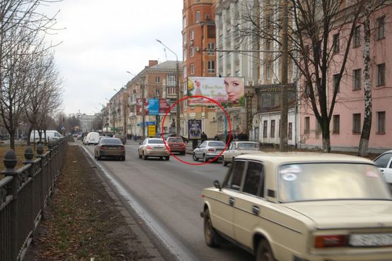 Фото рекламной плоскости по адресу вул. Соборності (Жовтнева), 61