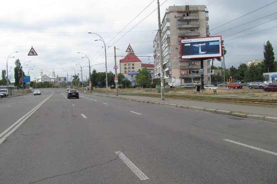 Фото рекламної площини за адресою Маршала Малиновського вул., 4: військкомат (в напр. Оболонського просп.)