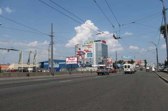 Фото рекламної площини за адресою Бандери Степана просп. (Московський просп.), : 100 м від АЗС "Лукойл" Фото рекламної площини за адресою Бандери Степана просп. (Московський просп.), : 100 м від АЗС "Лукойл"