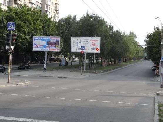 Фото рекламної площини за адресою пр.Кирова - ул.Свердлова, призматрон из центра Фото рекламної площини за адресою пр.Кирова - ул.Свердлова, призматрон из центра