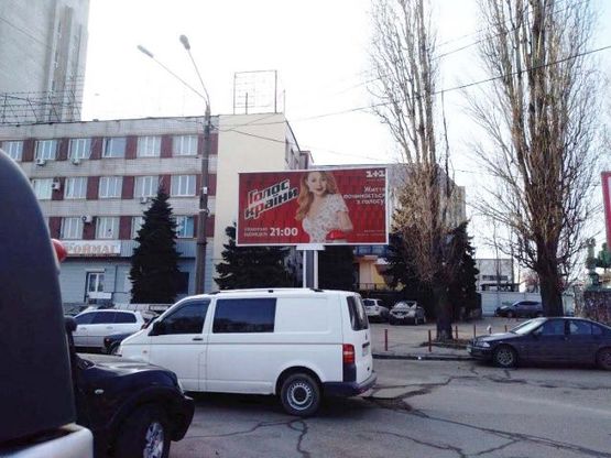 Фото рекламної площини за адресою Бугаевская ул., 21