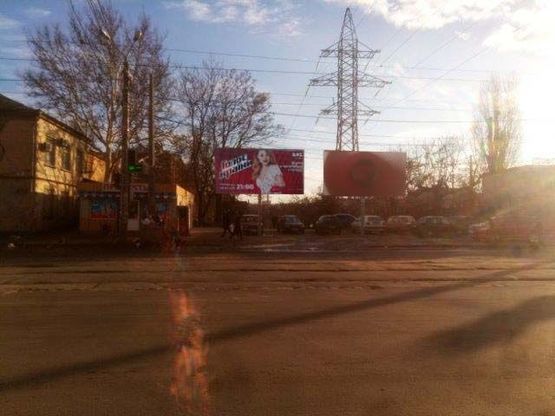 Фото рекламной плоскости по адресу Дальнинцкая ул., 43 - Бугаевская ул.