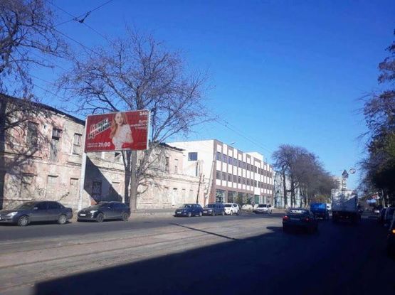 Фото рекламной плоскости по адресу Прохоровская ул., 46