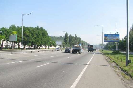 Фото рекламной плоскости по адресу Столичне шосе, : 1,7 км км від Південного мосту (в напр. Києва) Фото рекламной плоскости по адресу Столичне шосе, : 1,7 км км від Південного мосту (в напр. Києва)