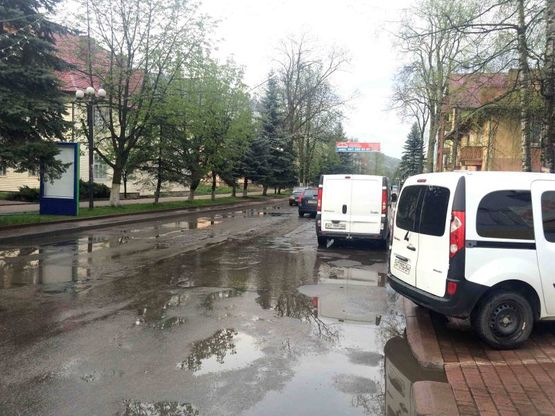 Фото рекламной плоскости по адресу Траса Н-09 Мукачево-Львів, Свободи, супермаркет Вопак, напрямок руху на Івано-Франківськ