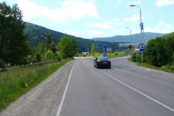 Фото рекламной плоскости по адресу Траса Н-09 Мукачево-Львів, АЗС УкрНафта, напрямок руху на Буковель Фото рекламной плоскости по адресу Траса Н-09 Мукачево-Львів, АЗС УкрНафта, напрямок руху на Буковель