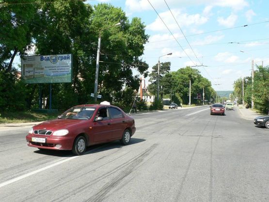 Фото рекламной плоскости по адресу Галицька-Хіміків (АЗС ОККО), виїзд з міста зі сторони вул. Галицька, Калуське шосе в напрямку м.Галич, Львів Фото рекламной плоскости по адресу Галицька-Хіміків (АЗС ОККО), виїзд з міста зі сторони вул. Галицька, Калуське шосе в напрямку м.Галич, Львів