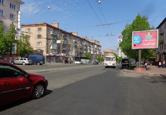 Фото рекламної площини за адресою Победы пр., 89