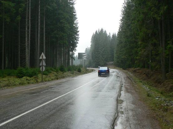 Фото рекламної площини за адресою Траса Н-09 Мукачево-Львів, дорога на Буковель (с.Поляниця), 4 км 600 м до Буковеля, напрямок руху на Буковель