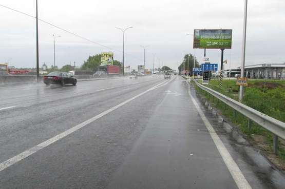 Фото рекламной плоскости по адресу Київ - Одеса, 02км+050м від Києва (справа в напр. Одессы)