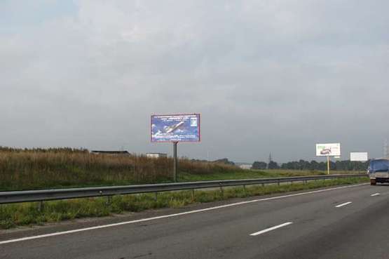 Фото рекламної площини за адресою Київ - Чернігів, 13 км + 410 м (зліва в напр. м.Києва)