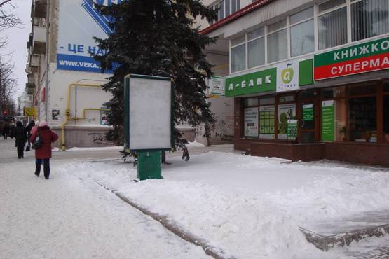 Фото рекламной плоскости по адресу Красная площадь(остановка)