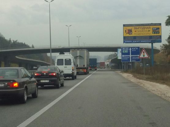 Фото рекламної площини за адресою М-06 Житомир-Киев 22 км 300 м