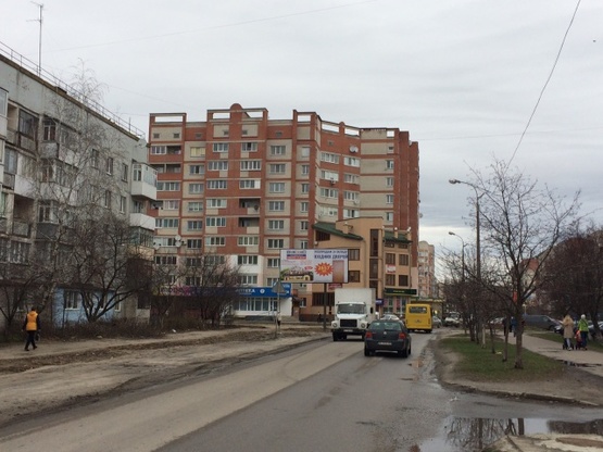 Фото рекламной плоскости по адресу Кравчука_біля ТЦ Слон_від Автостанції №1