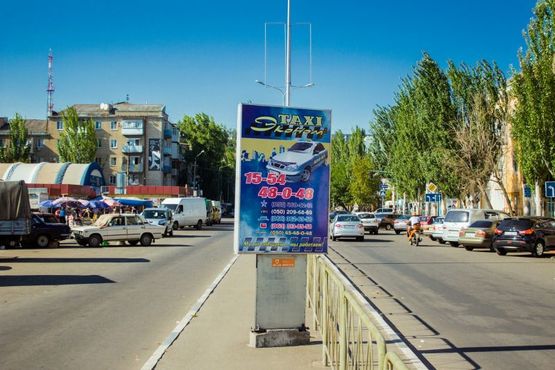 Фото рекламной плоскости по адресу Азовський пр. (біля м-ну М. Воронін) Фото рекламной плоскости по адресу Азовський пр. (біля м-ну М. Воронін)