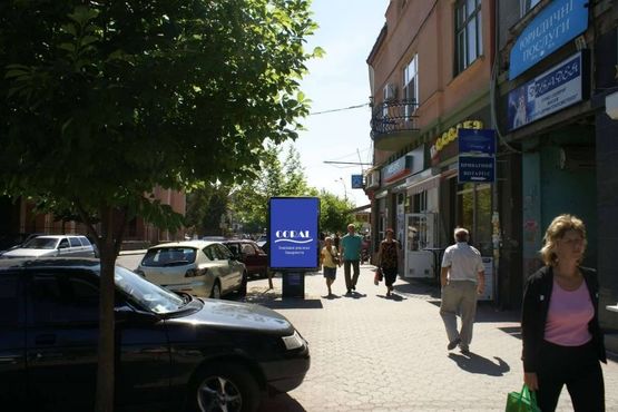 Фото рекламной плоскости по адресу вул.Миру (біля м-ну "ДЦ")