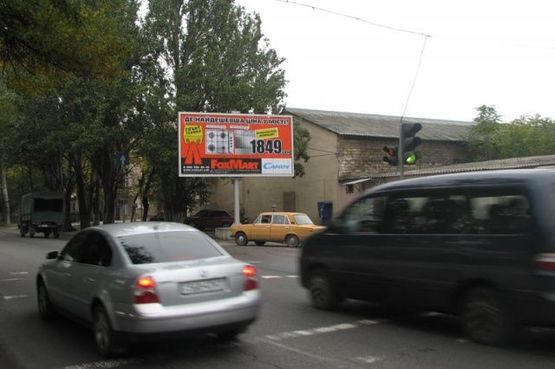 Фото рекламної площини за адресою Черноморского казачества ул., 54 - Кравцова пер.