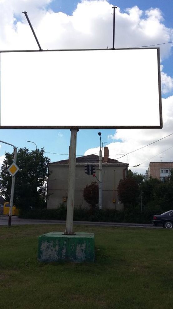 Фото рекламной плоскости по адресу вул. Гнідавська-Потебні, напрям до ДПЗ Фото рекламной плоскости по адресу вул. Гнідавська-Потебні, напрям до ДПЗ