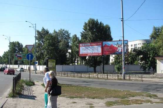 Фото рекламної площини за адресою Шухевича Романа просп. (Генерала Ватутіна просп.) - Братиславська вул. (площина зліва) Фото рекламної площини за адресою Шухевича Романа просп. (Генерала Ватутіна просп.) - Братиславська вул. (площина зліва)