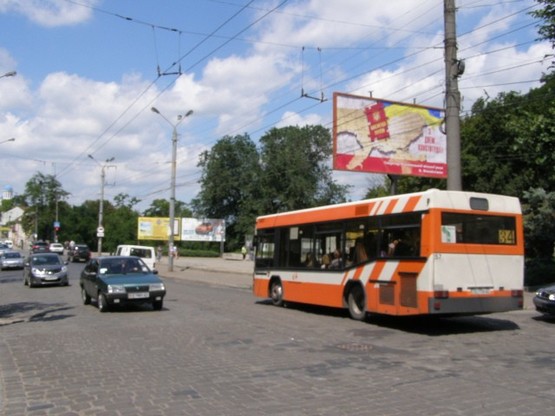 Фото рекламной плоскости по адресу вул. Руська, 79 Фото рекламной плоскости по адресу вул. Руська, 79