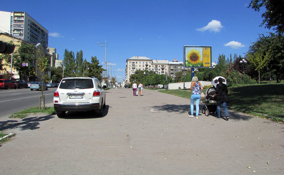Фото рекламной плоскости по адресу Красноармейская/Ковпака (А3) СКРОЛЛЕР