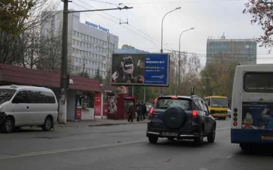 Фото рекламной плоскости по адресу Филатова ул., 55 - Деревянко пл.