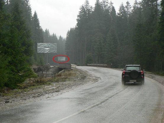 Фото рекламної площини за адресою Траса Н-09 Мукачево-Львів, дорога від Буковеля до Івано-Франківська (с.Поляниця), 4 км 600 м від Буковеля, напрямок руху на Івано-Франківськ Фото рекламної площини за адресою Траса Н-09 Мукачево-Львів, дорога від Буковеля до Івано-Франківська (с.Поляниця), 4 км 600 м від Буковеля, напрямок руху на Івано-Франківськ