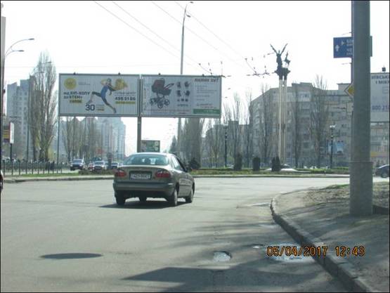 Фото рекламної площини за адресою пр. Г.Сталинграда, 16 - пл. Сантьяго де Чили, (разделитель, напр. к Московскому пр-ту) Фото рекламної площини за адресою пр. Г.Сталинграда, 16 - пл. Сантьяго де Чили, (разделитель, напр. к Московскому пр-ту)