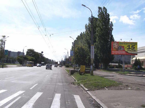 Фото рекламної площини за адресою ул.Сумгаитская Фуршет Фото рекламної площини за адресою ул.Сумгаитская Фуршет