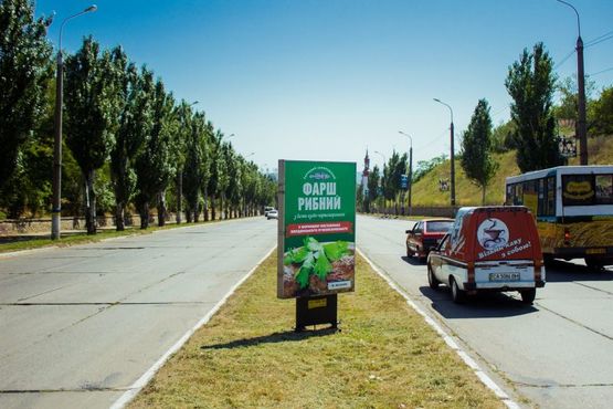 Фото рекламной плоскости по адресу Західний пр. (спуск) Фото рекламной плоскости по адресу Західний пр. (спуск)