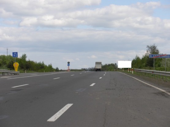 Фото рекламної площини за адресою Автодорога "Київ-Чоп", 600 м від повороту в с. Р.Комарівці