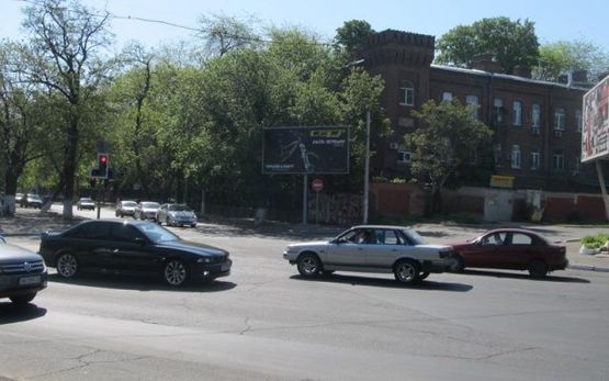 Фото рекламной плоскости по адресу Артиллерийская ул., 4 - Краснова ул.