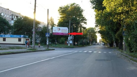 Фото рекламной плоскости по адресу вул. Курчатова, 3 (поворот на "Колізей") Фото рекламной плоскости по адресу вул. Курчатова, 3 (поворот на "Колізей")