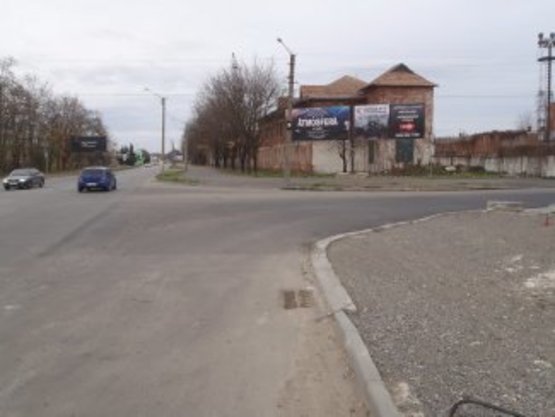 Фото рекламної площини за адресою Набережна-Левицького перехрестя  правий Фото рекламної площини за адресою Набережна-Левицького перехрестя  правий