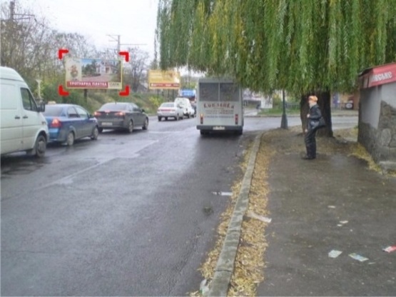 Фото рекламной плоскости по адресу м. Ужгород, вул. Гагаріна – Українська